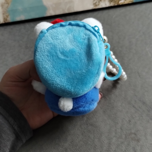 Hello Kitty Pearl Coin Purse - Picture 4 of 5